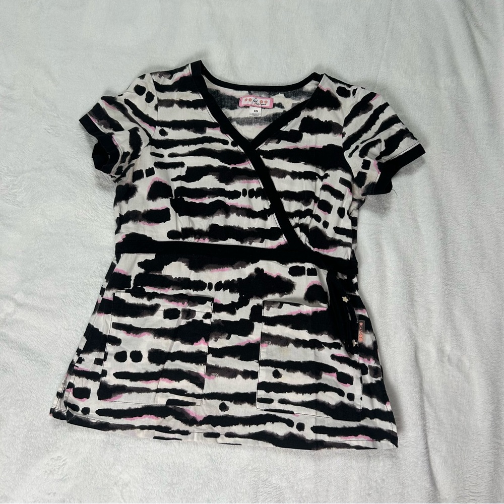 Koi Black White Mock Wrap Scrub Top Size XS
